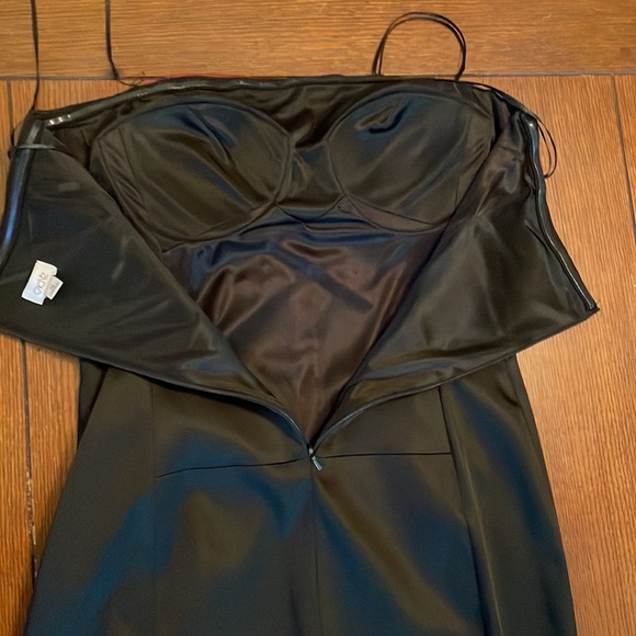 CACHE Dress. Size 10. Beautiful. Classy. Evening. Black pink red. With Flaws. - Picture 5 of 16